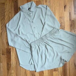 Women’s Light Green Set Size L